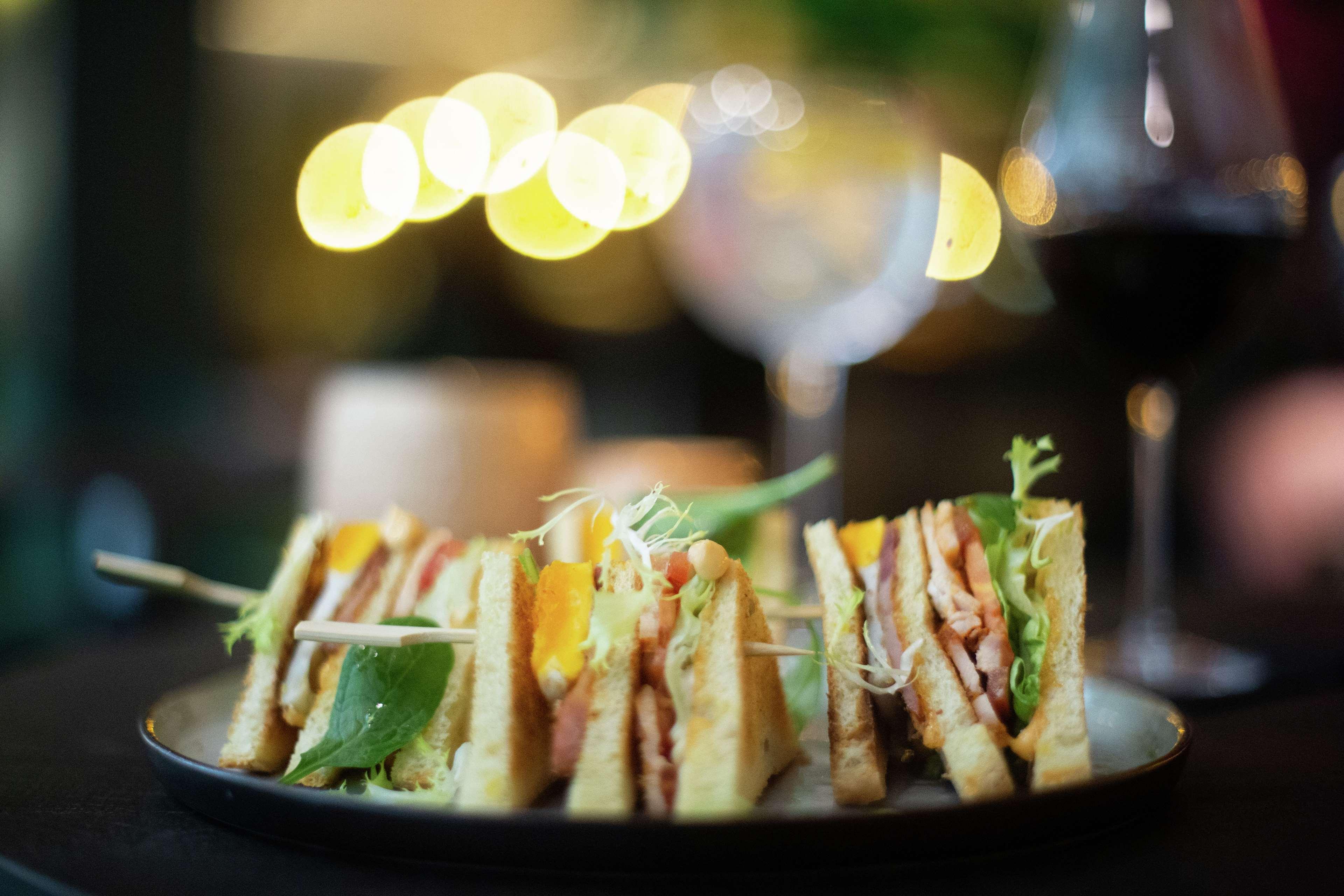 Hilton Rotterdam Hotel Exterior photo A club sandwich