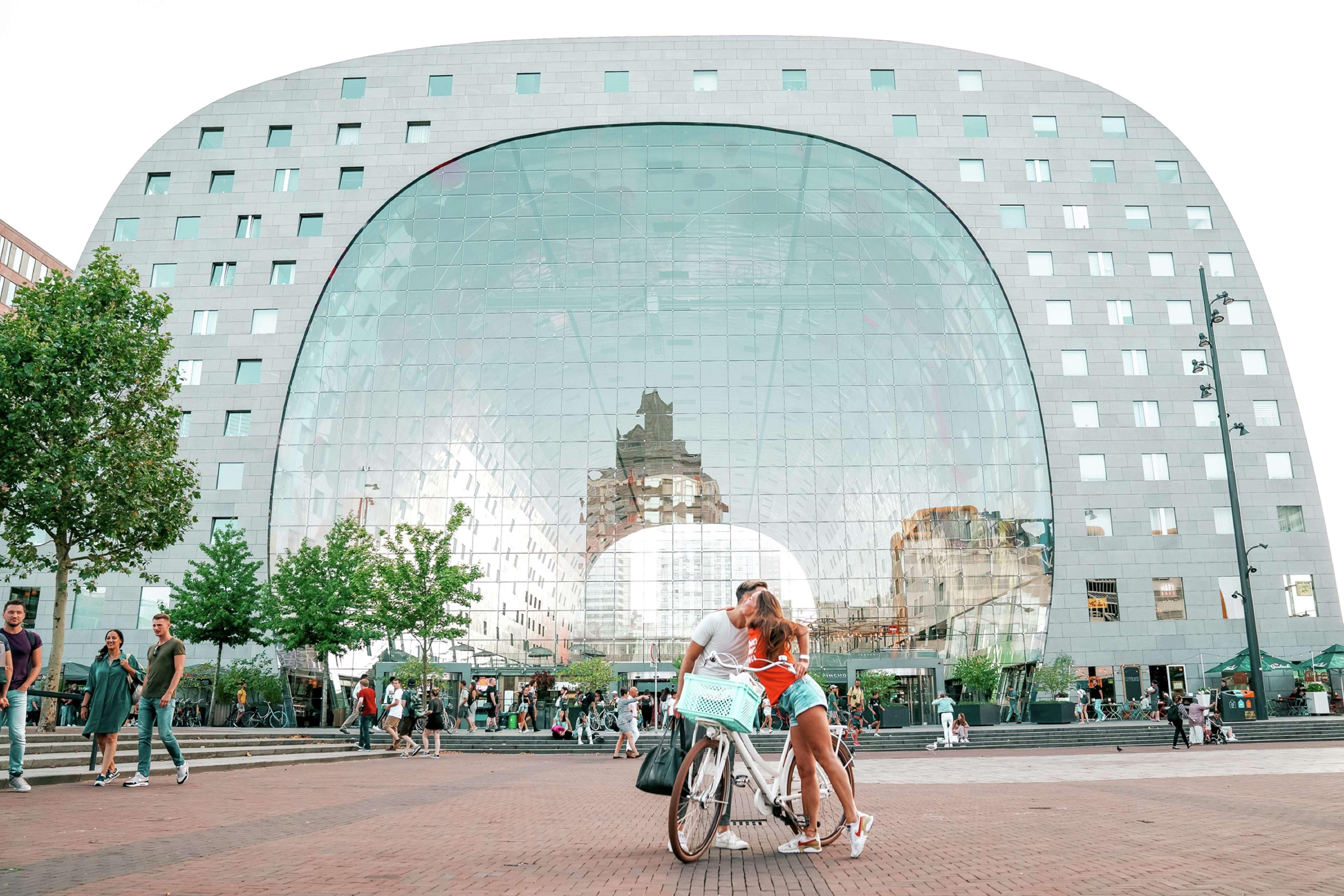 Hilton Rotterdam Hotel Exterior photo The Market Hall in Rotterdam